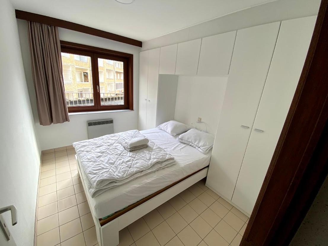 Appart Sympa 6P Avec Garage Et Terrasse Ensoleillee Et Spacieuse A 25M De La Mer Westende Middelkerke Dış mekan fotoğraf